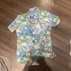 Izod Hawaiian shirt